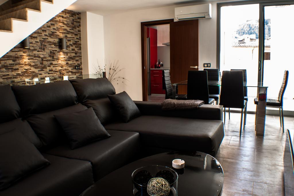 Townhouse Calvari By Homevillas360 포엔샤 객실 사진